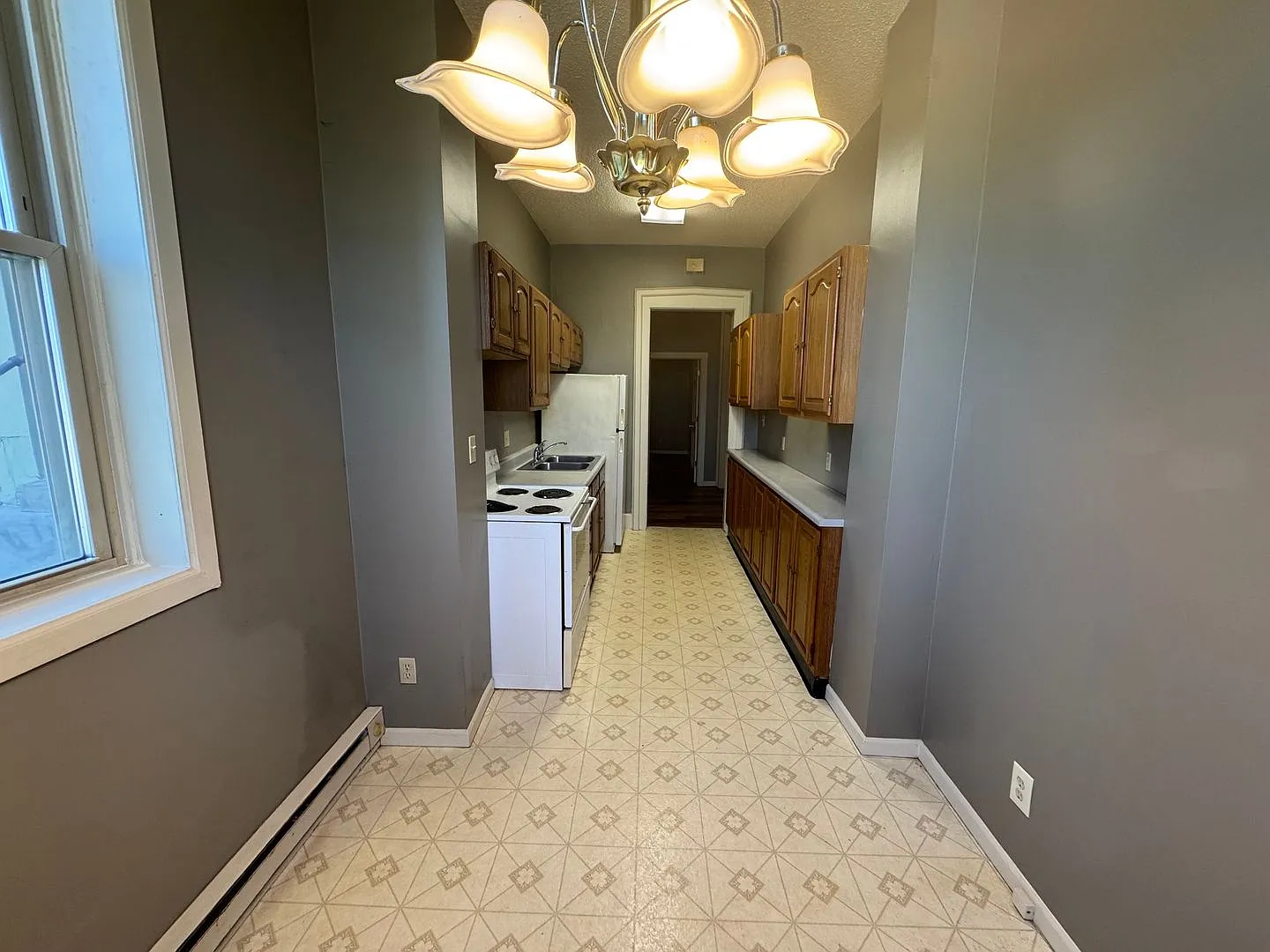 226 N 14th St - 1400 Vermont — Photo 4