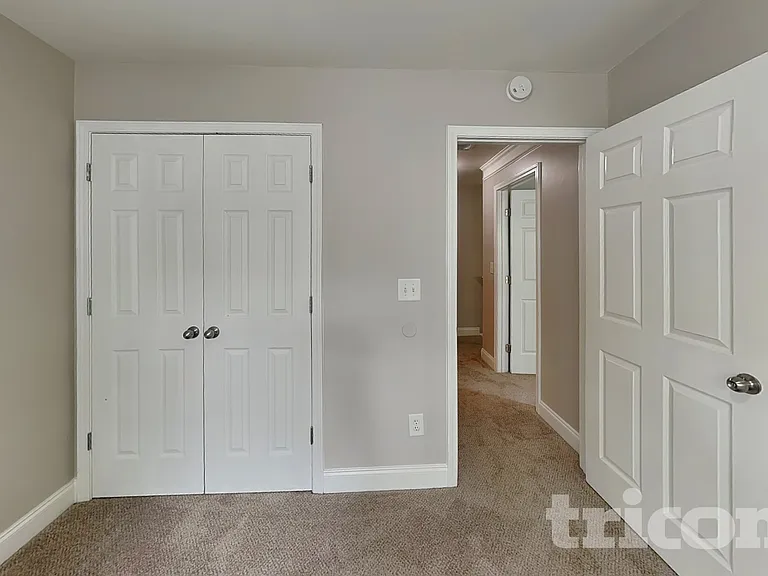 204 Cole Ct — Photo 11