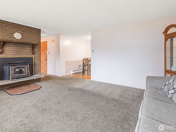 5th image of 3411 S 292nd Street
