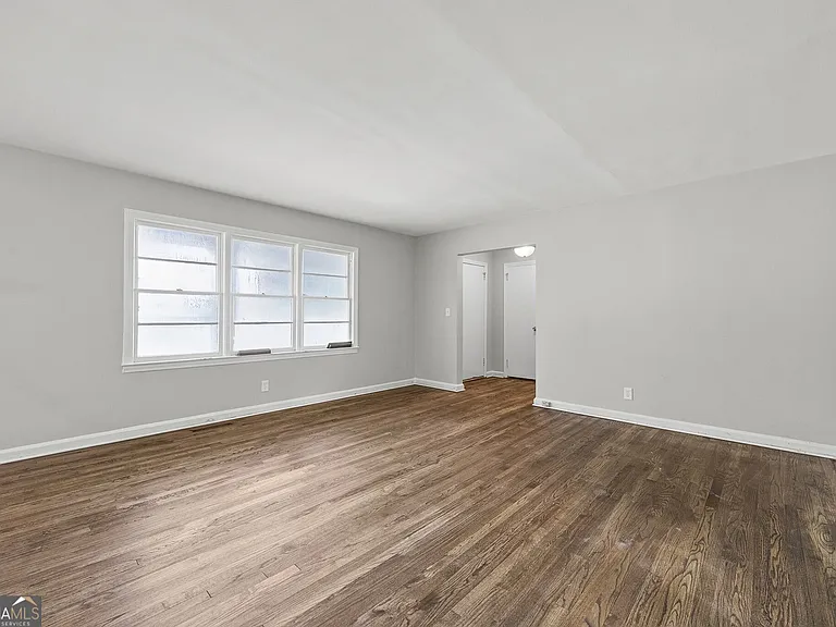 685 Wimbish Rd — Photo 10