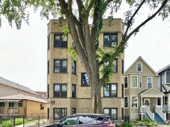 1911 W Larchmont Ave, Chicago, IL