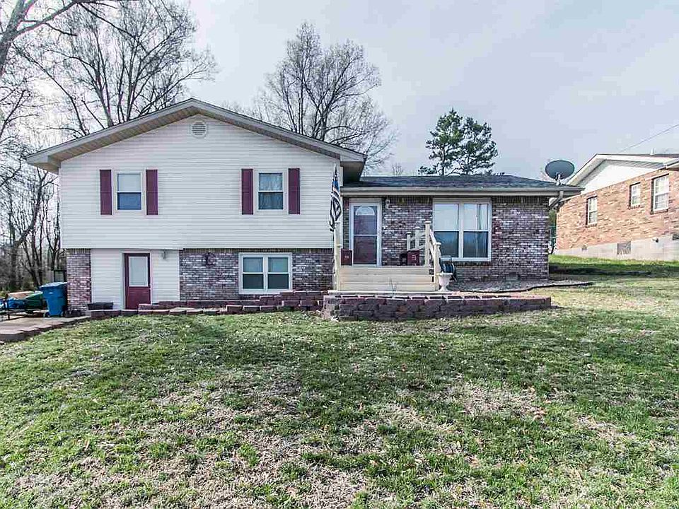 1st image of 2006 Cravens Ln