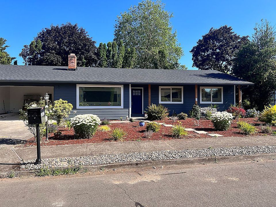 1st image of 13470 SW Cresmer Dr