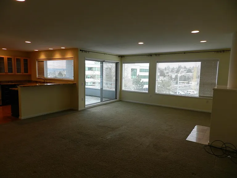 555 Kirkland Way — Photo 19
