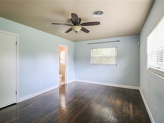 4th image of 1227 Baldwin Dr