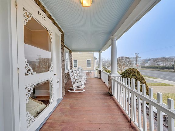 3rd image of 1323 New Jersey Ave