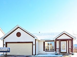 2024 Matthew Dr, Montgomery, IL 60538