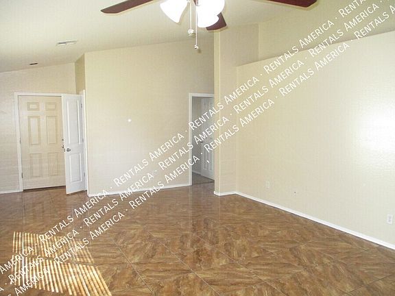 4th image of 1328 E Natasha Dr