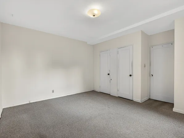 6801 Shore Road image 8 of 13