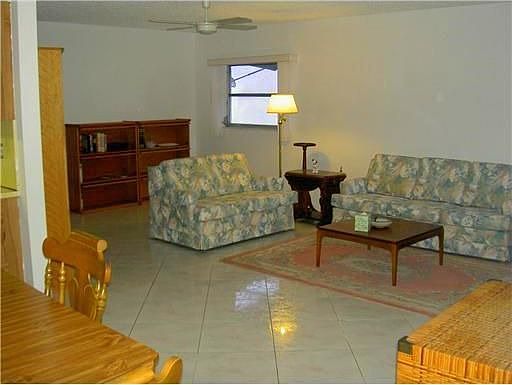 3rd image of 6034 La Palma Ln
