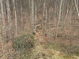 4890 New Milford Rd, Ravenna, OH 44266