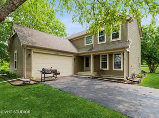2035 Aspen Dr, Woodstock, IL 60098