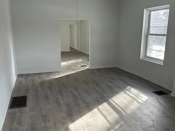 866 E Locust Ave #1, Philadelphia, PA 19138