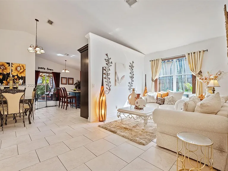 12870 SW 53rd St — Photo 5