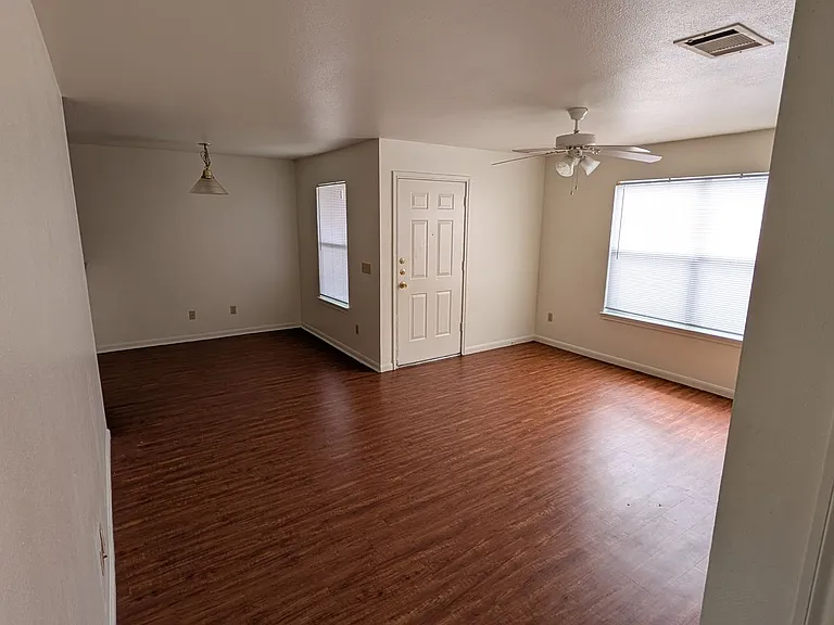 1754 River Rd #111-124-324 — Photo 6