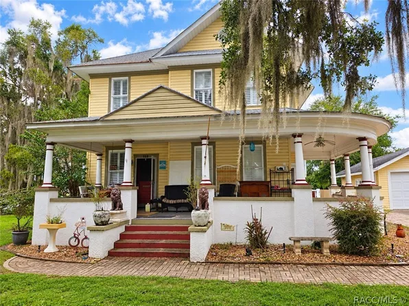 414 Lake St, Inverness, FL 34450