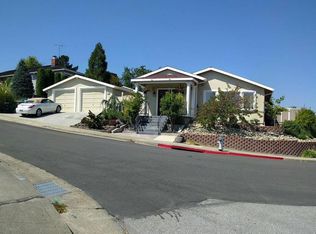 2700 Martinez Dr, Burlingame, CA 94010