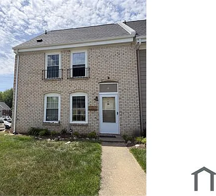 4 Skipwith Green Cir — Photo 1