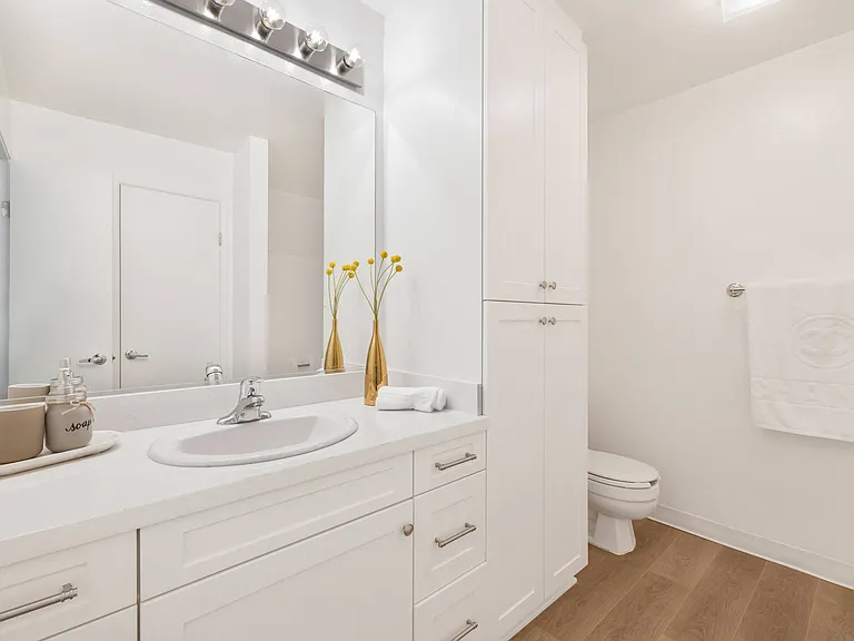 Evergreen Bathroom