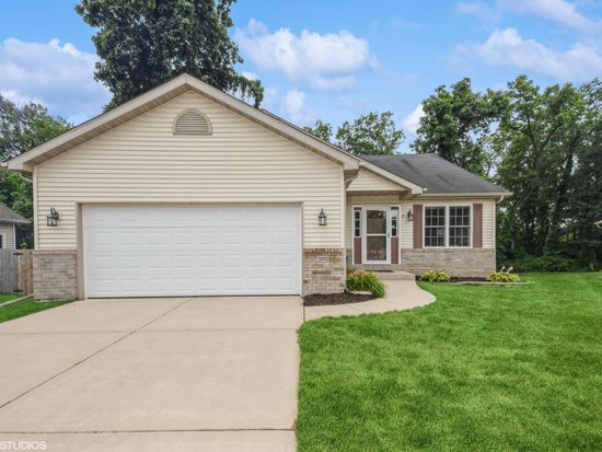 2659 Clarendon Ct, Valparaiso, IN 46385