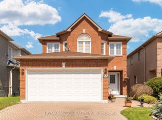 55 Pavin Cres, Caledon, ON L7E 1W9