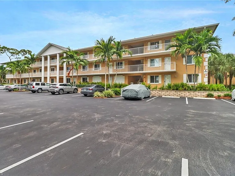 3002 Sandpiper Bay Cir #A305 — Photo 18