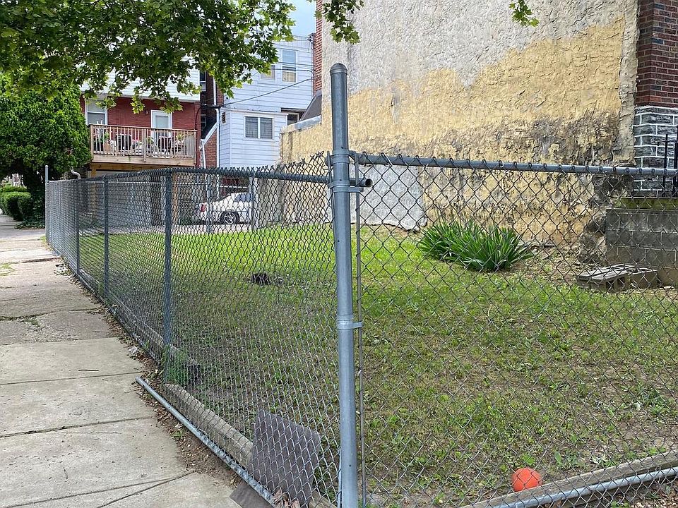 1st image of 1800 Ashley St