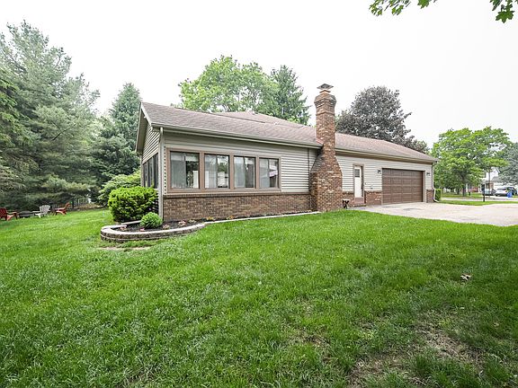 4th image of 1026 Keble Ct