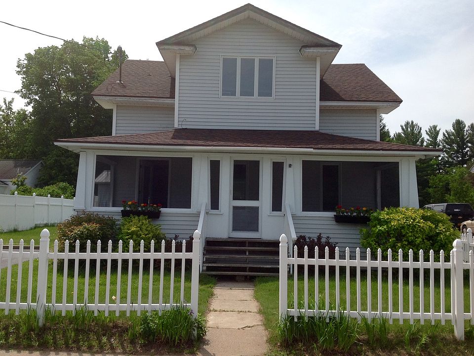 Great curb appeal.
