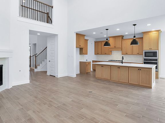 2nd image of 12603 Texas Buckeye Ct