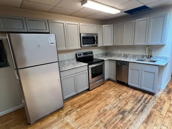 815 W Broad St APT D, Richmond, VA 23220