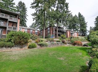 204 Ridgeway Rd #204, Lake Oswego, OR 97034