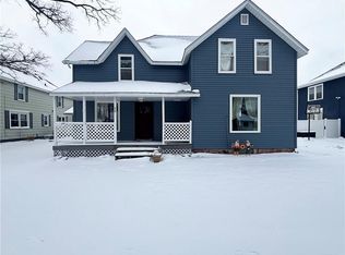 32 W Humbird St, Rice Lake, WI 54868