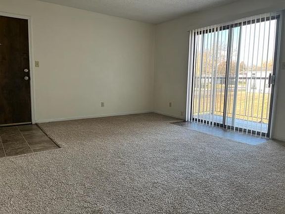 5th image of 435 N Bluegrass Dr APT 12