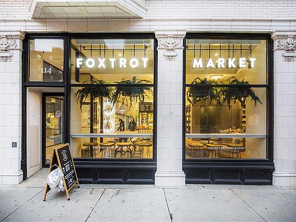 5th image of 108 W. Chicago Ave. #506