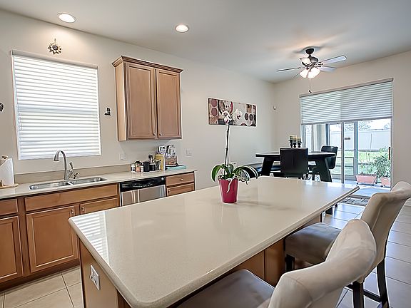 3rd image of 314 Peacock Springs Ct