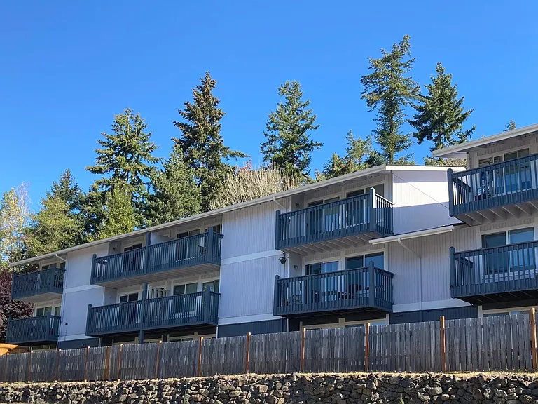Overlook Terrace Apartments — Photo 51
