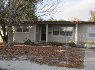 2855 Eastland Rd, Mount Dora, FL 32757