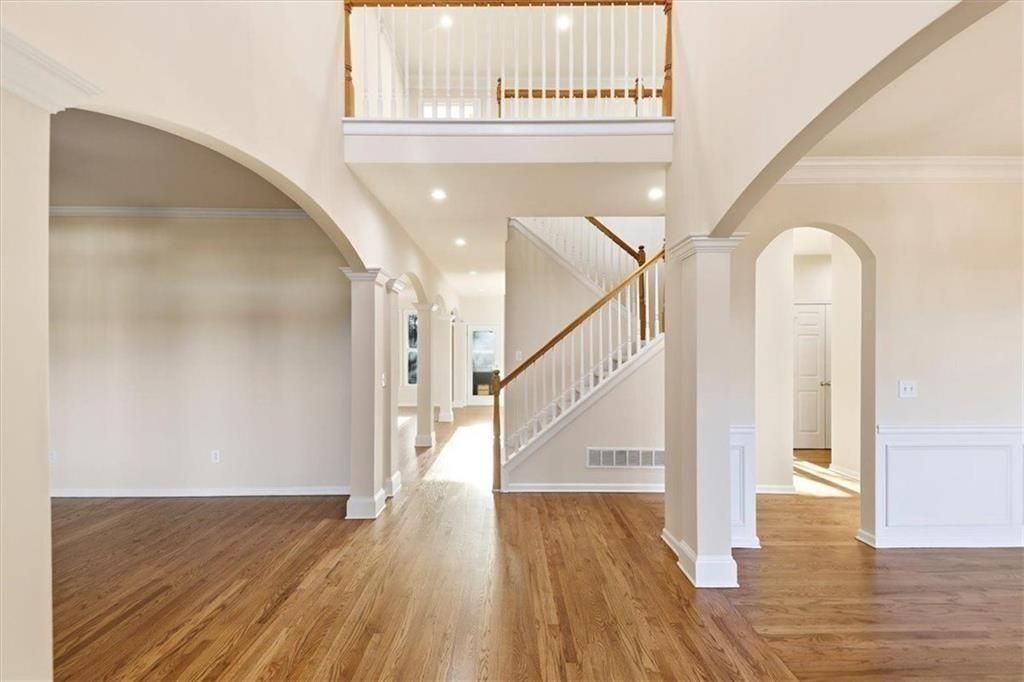 834 Valley Dr, Canton, GA - View 4