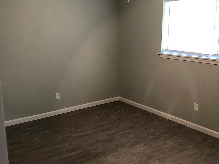 7628 Macon Dr — Photo 21