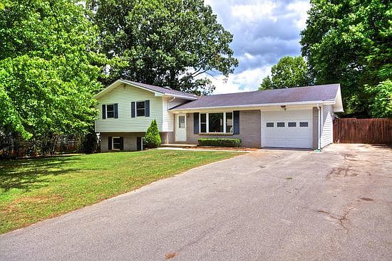 1st image of 10703 Bean Dr