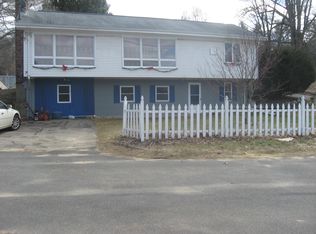 19 Hampton Rd, Chaplin, CT 06235