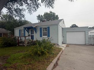 1120 N Saunders Ave, Hastings, NE 68901