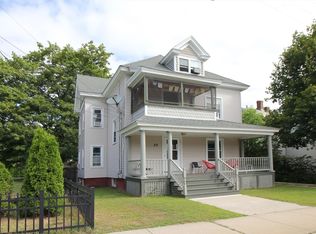 37 Finn St, Northampton, MA 01060