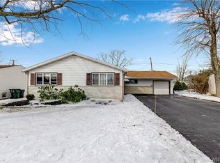 58 Fairview Dr, Depew, NY