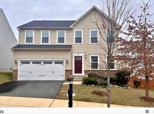 37 Eisentown Dr, Lovettsville, VA 20180