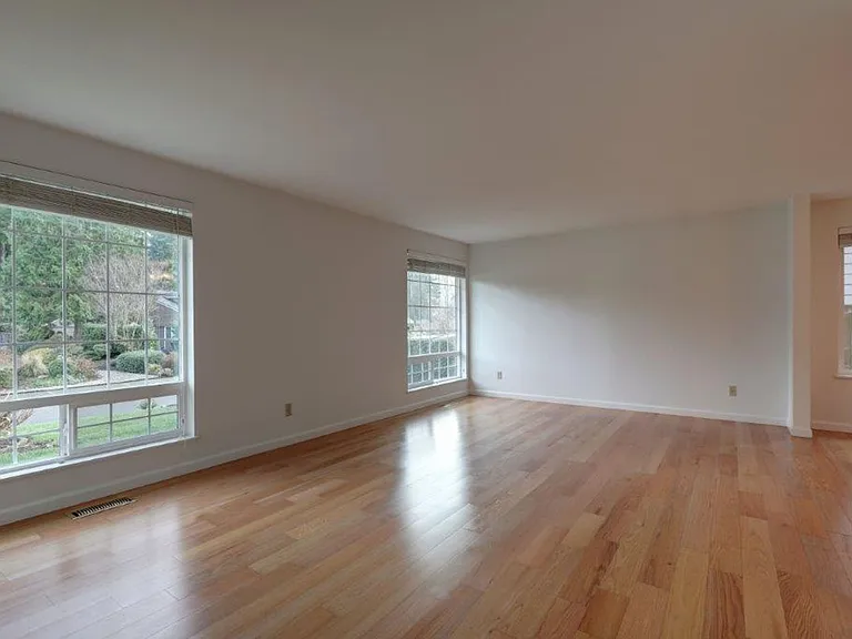 2615 169th Ave NE — Photo 5