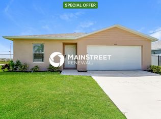 4165 NE 9th Pl, Cape Coral, FL 33909