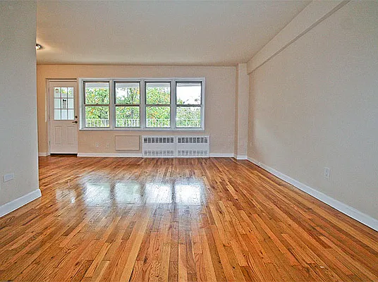 Rented by SW Queens Mezzanine | media 29