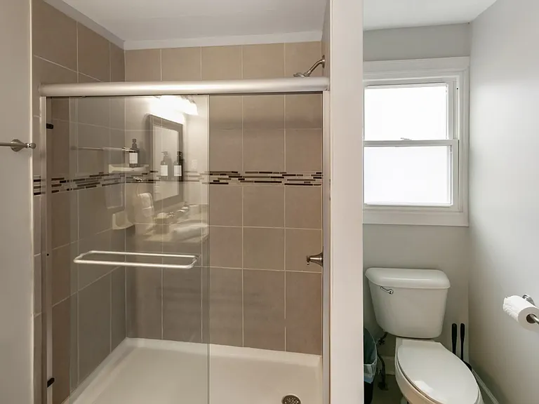 305 W Park Ave #1 — Photo 4